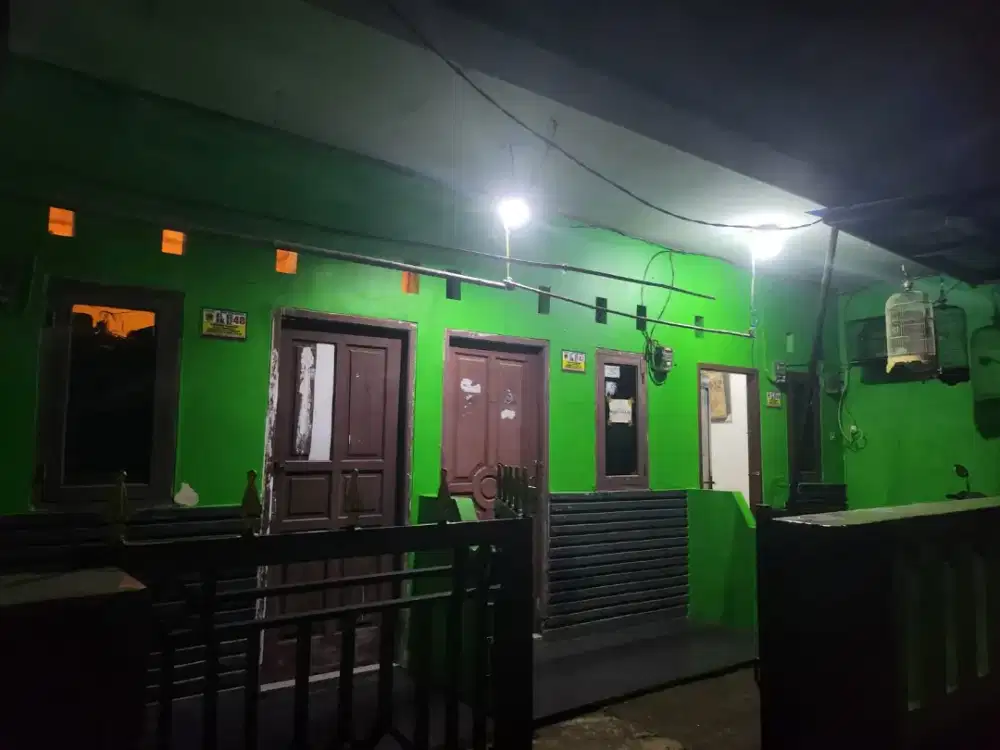 edisi jual kontrkan 3pintu 
Luas tanah