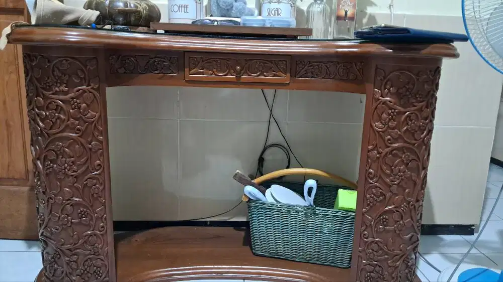 Ini dibuat dr kayu jati