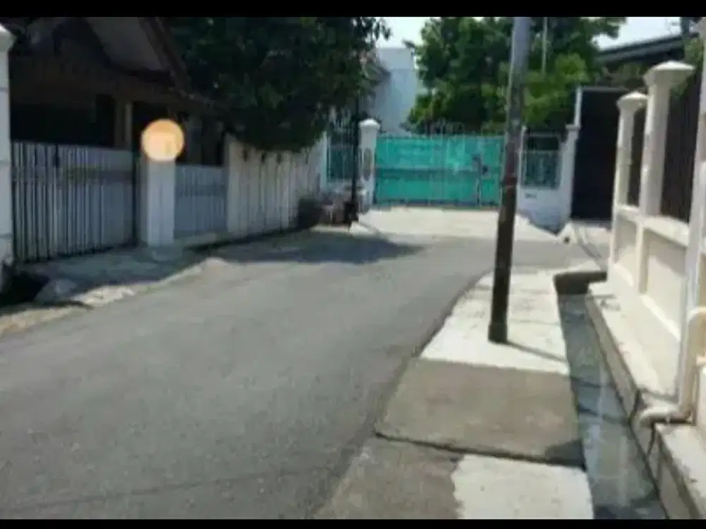 Dijual Rumah tua hitung tanah di Cempaka putih  Jakarta Pusat