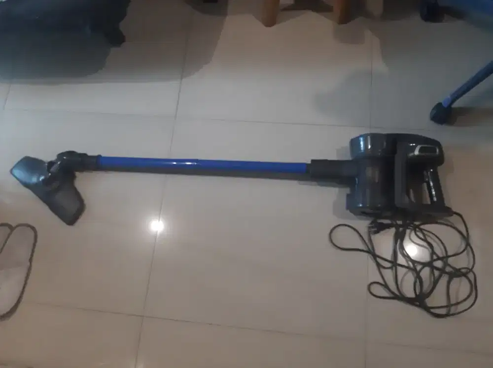 Jual vacuum cleaner HIT Power. Model : HIT-W1B. Kondisi masih bagus