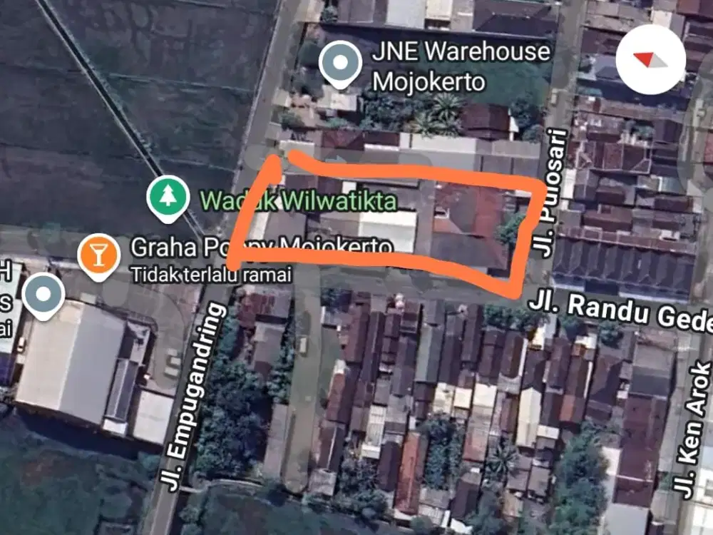 VG301 Dijual Ruko Hitung Tanah besar Strategis SHM di Jalan Muria Mojokerto