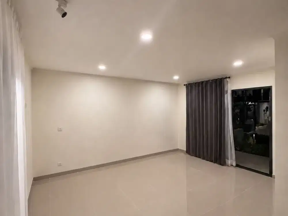 RUMAH BRAND NEW TYPE 7 Leonora, Gading Serpong ada attic