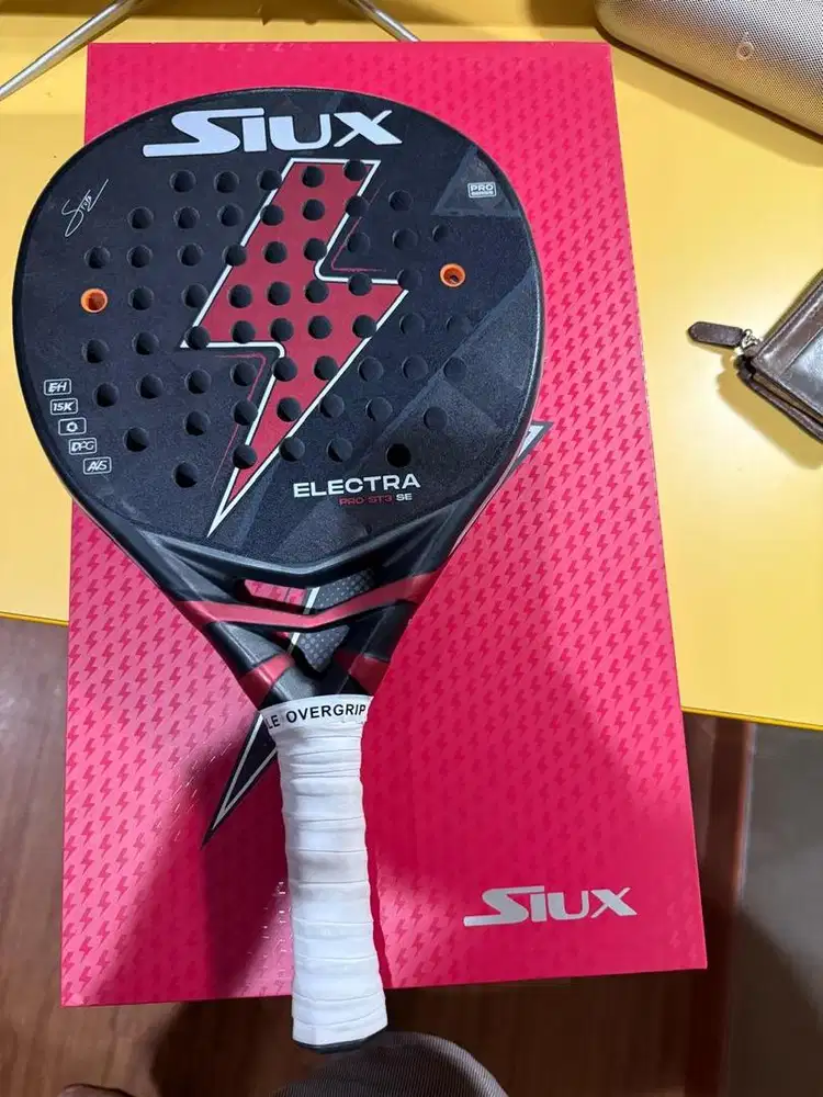 RACKET PADEL SIUX ELECTRA PRO ST3 SE