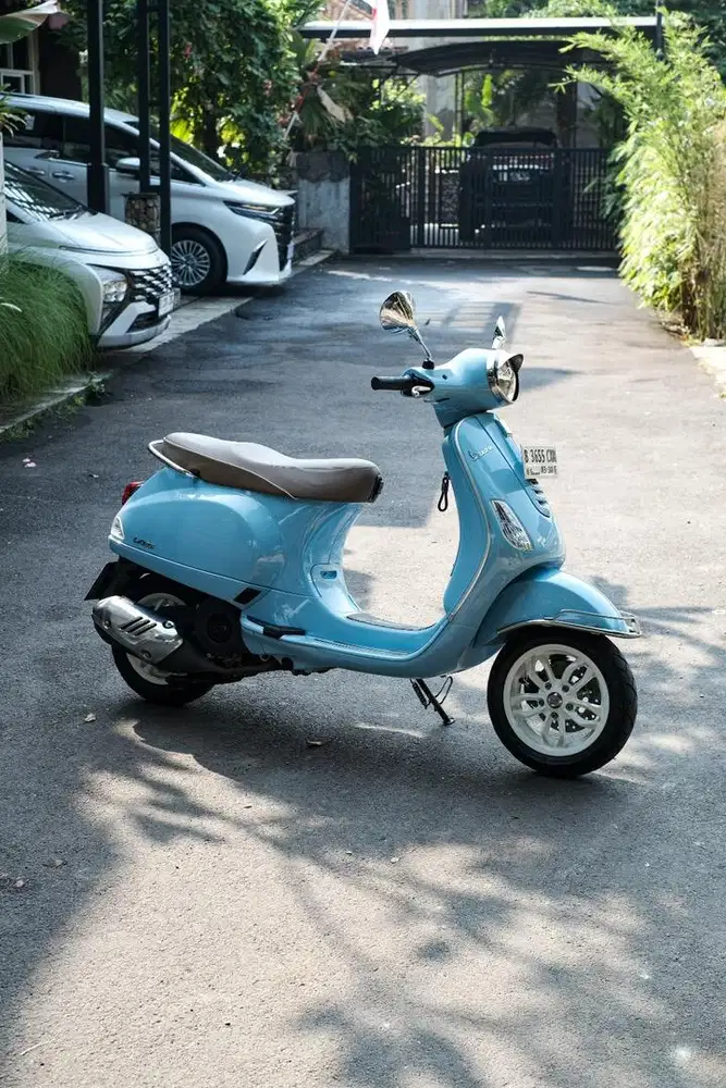 Vespa LX 125 iGet LED Favorite Colour