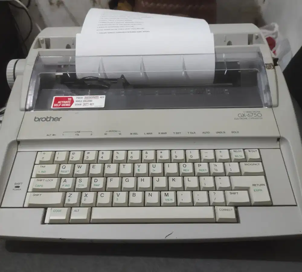 Mesin Tik elektronik brother GX 6750