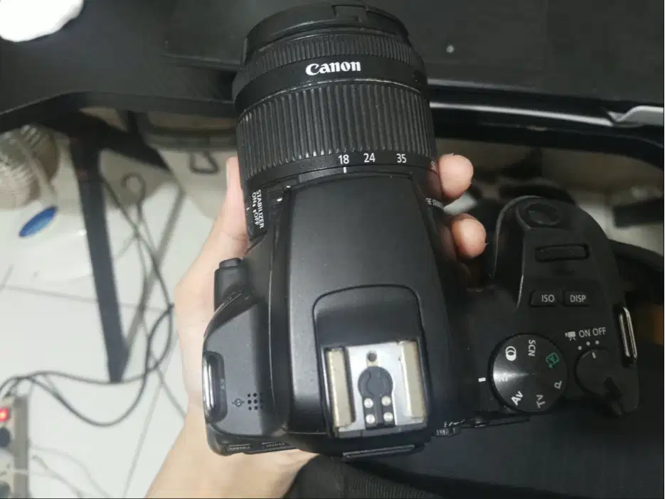CANON EOS 200D MARK II dengan lensa