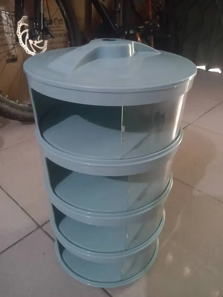 Tempat Lauk Merk Redhouse 4 Susun + Dus, Kyk Baru, Jrg Pakai, Depok