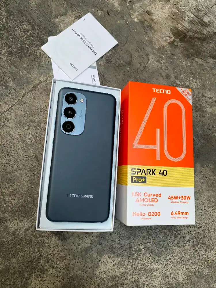 Tecno 40 Pro+ 16/256 Layar Lengkung 144Hz