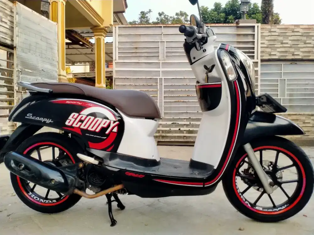 Honda Scoopy injeksi lengkap motor sehat keterangan detail dibawah