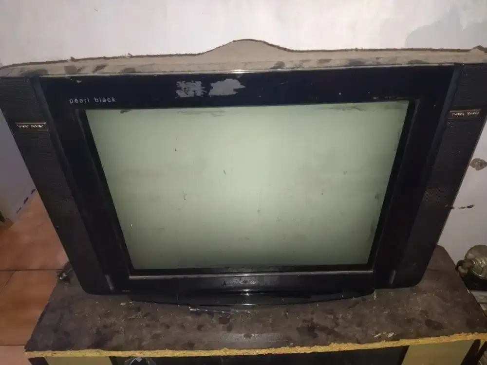Tv tabung LG 19inch black pearl