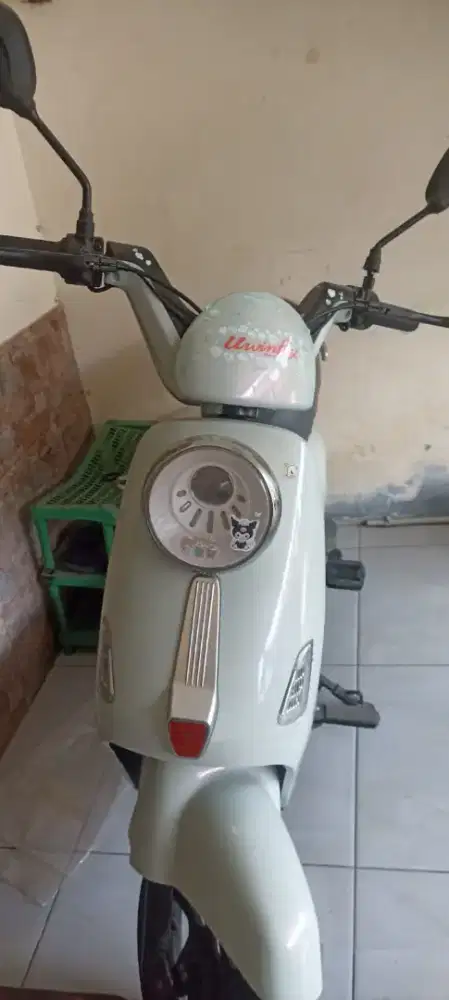 Sepeda Listrik Uwinfly T60