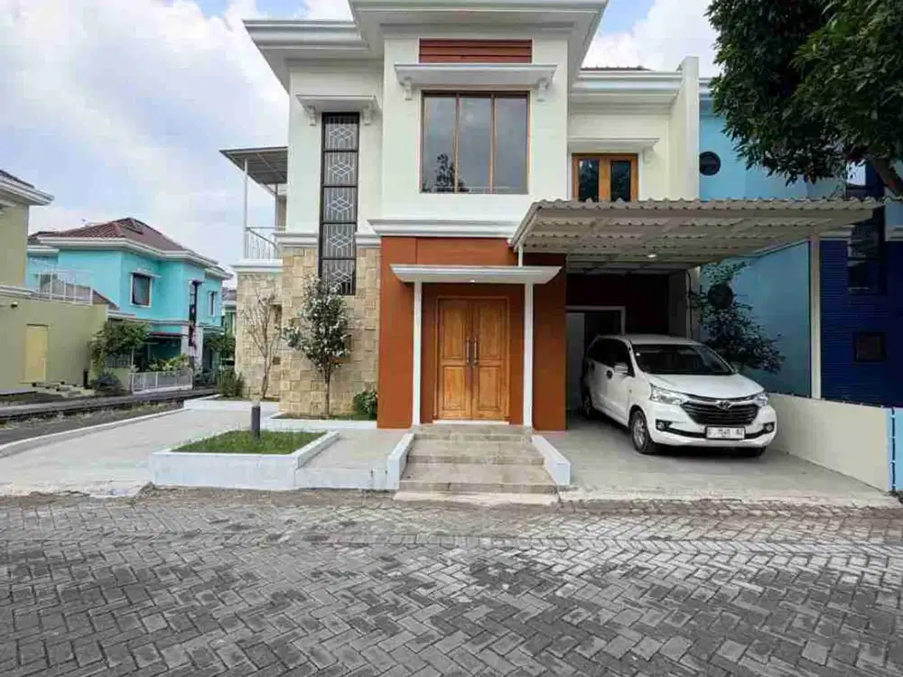RUMAH MEWAH 2 LANTAI HOOK DALAM PERUMAHAN ELITE ONE GATE SYSTEM DI JALAN KALIURANG KM. 9 NGAGLIK SLEMAN