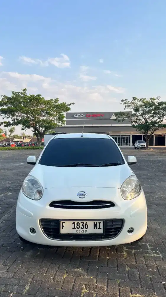 Nissan March XS AT 2011