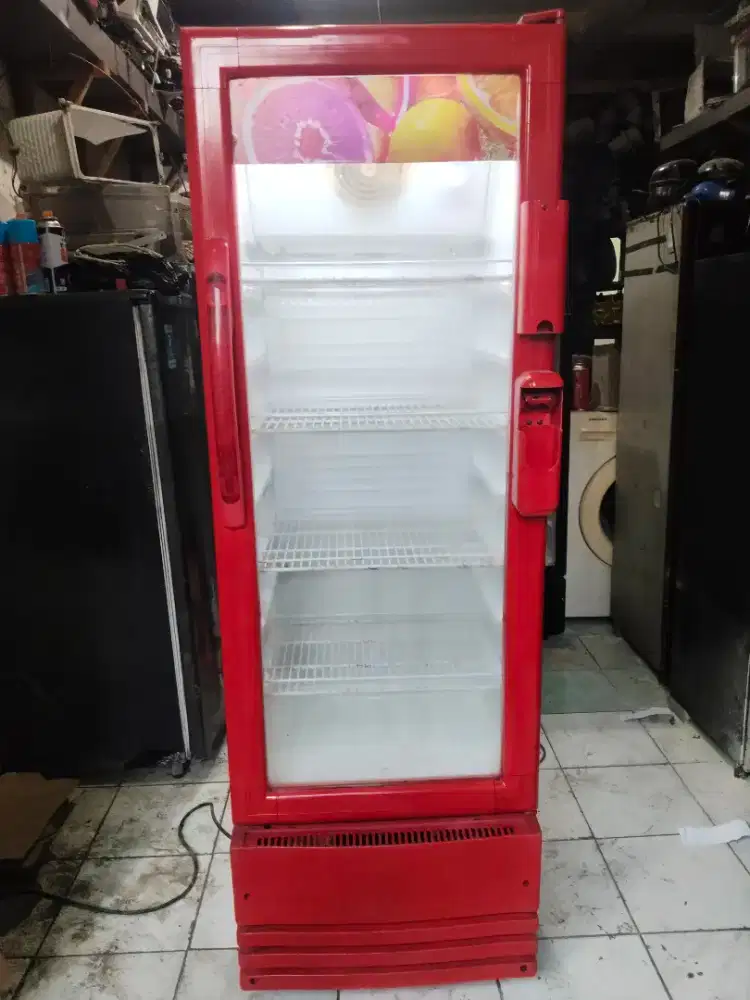 Showcase Uchida 4 rak normal dingin beku siap pakai