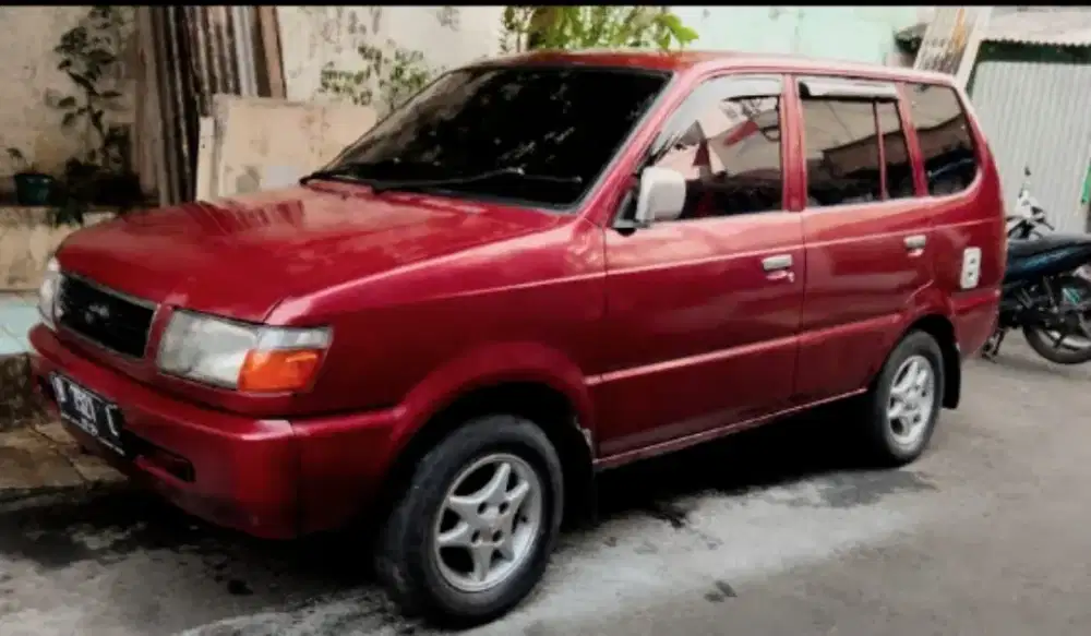 Kijang kapsul LSX 1997