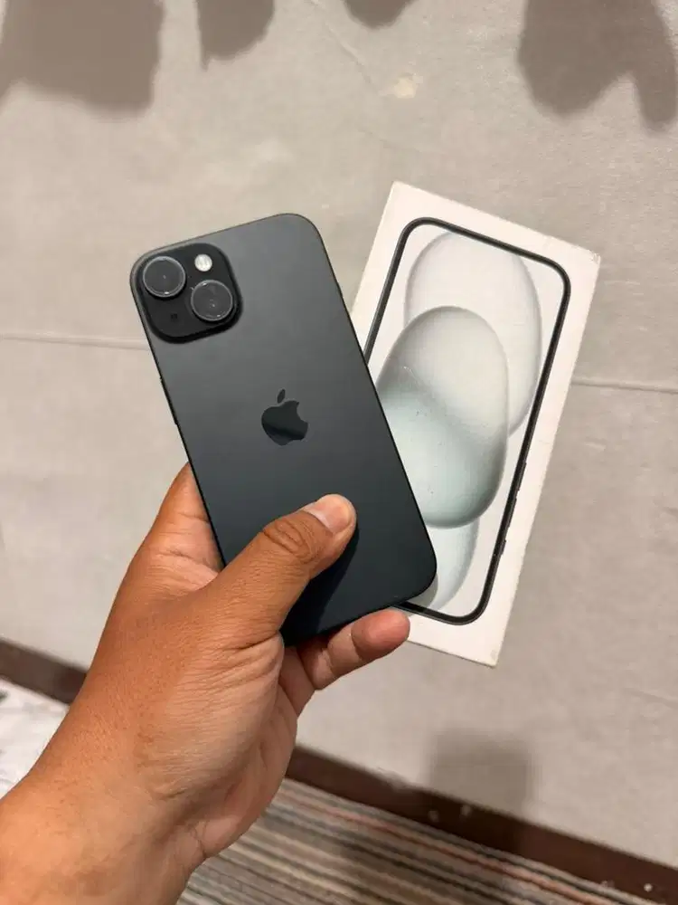 Iphone 15 128gb ibox mulus 99% fullset garansi