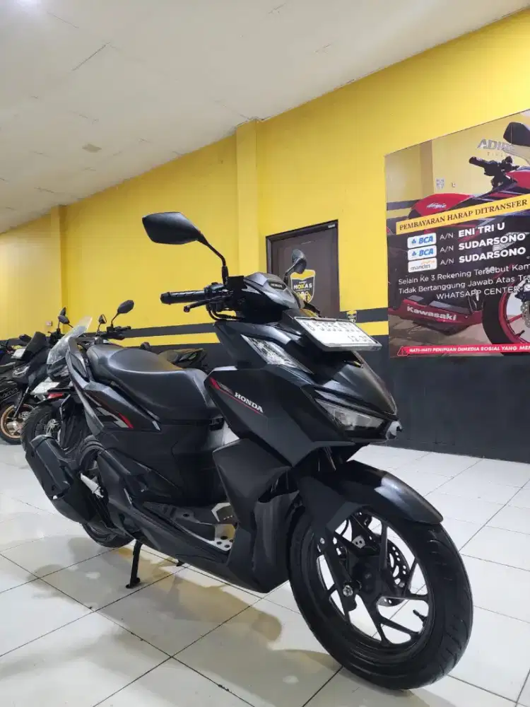 READY NIH VARIO 160 CBS KM LOWW LANGSUNG AJA GASIIN