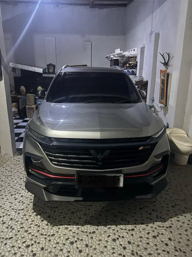 Wuling Almaz RS 5 seater