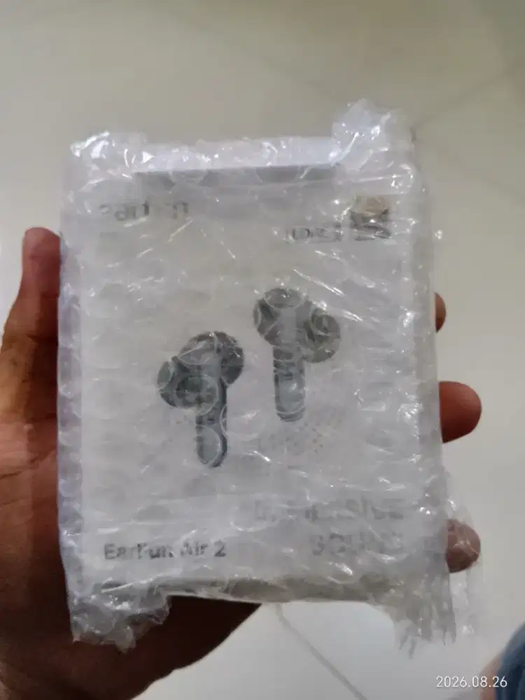 Tws earfun air 2 baru masih segel dan bubble wrap