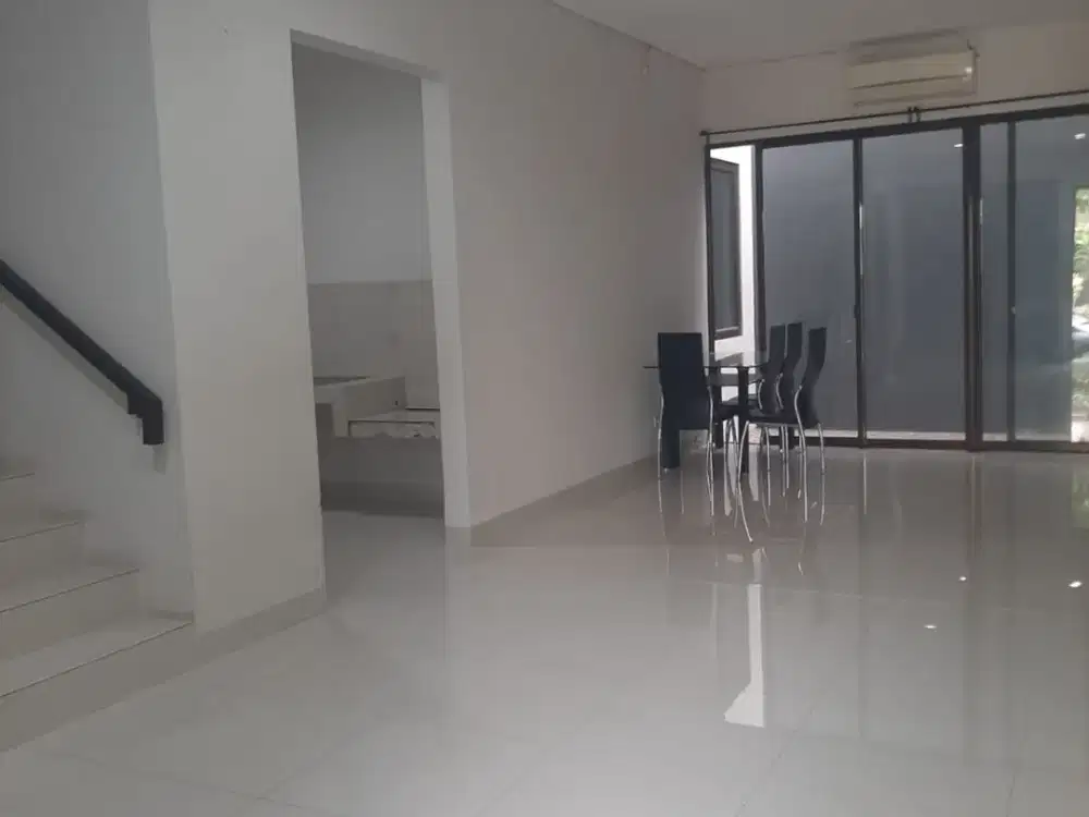 Rumah Hadap Selatan SHM Lebar 7