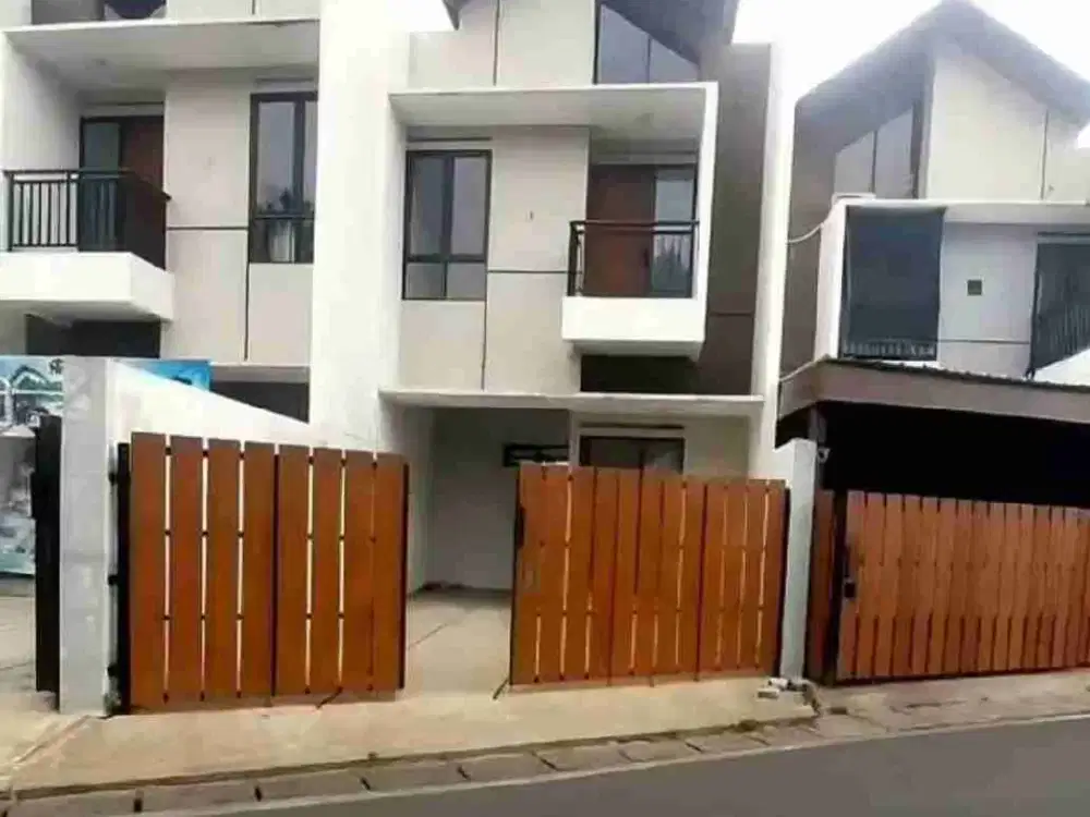 Rumah di Pocis Dekat Lotte Serpong, AlAzhar 25, Pasar Jengkol, RS.Hermina Puspitek, Unpam Viktor, Stasiun Rawabuntu
