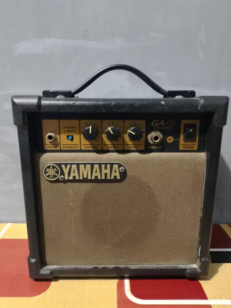 Ampli Gitar Yamaha GA-10