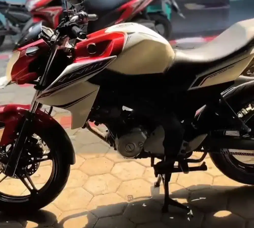 YAMAHA VIXION NVL 2014