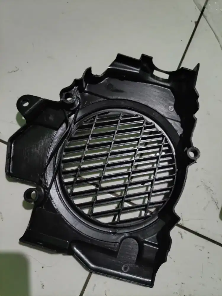 Spion tangkai pendek sama cover radiator vario karbu
