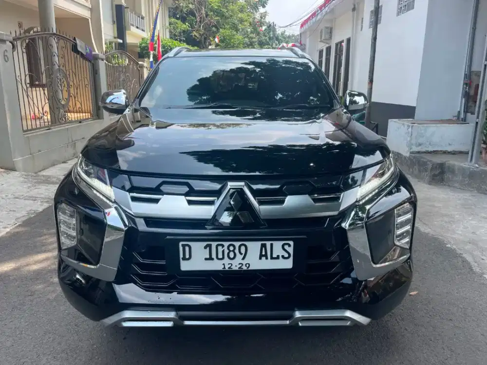 Pajero Dakar 2.4 New model 2024 | 2025 Hitam (Cash Kredit Tuker Tambah