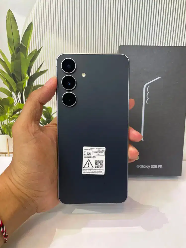 Samsung S25 FE 8/512 Garansi On 2027