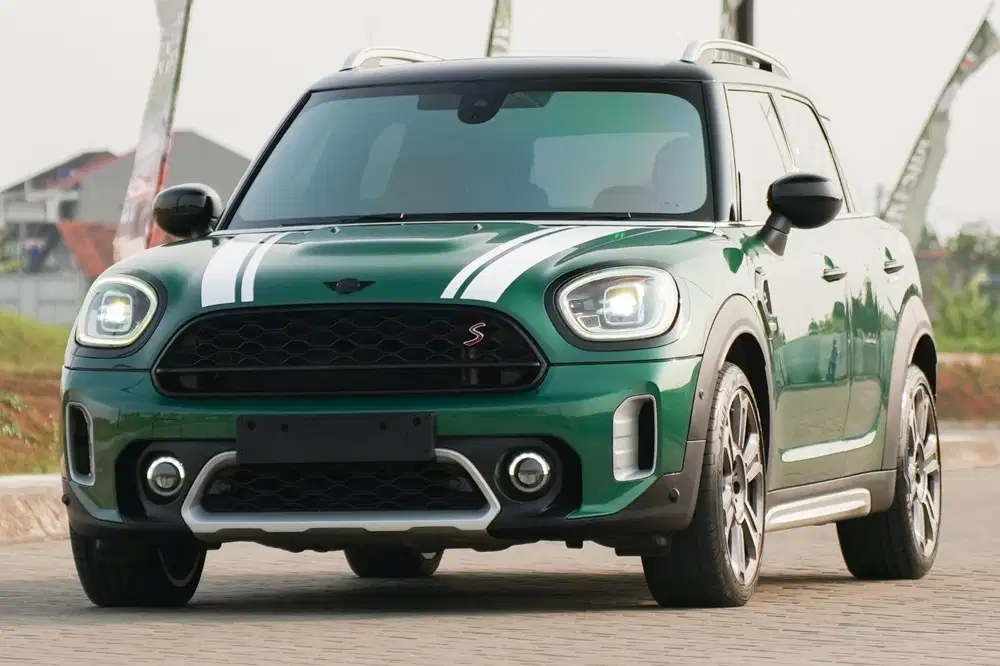 British Racing Green! Mini Countryman Cooper S LCI 2022 gla200 c200 x1