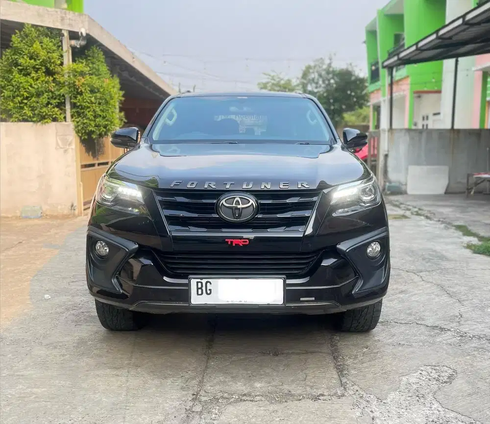 Fortuner TRd Sportivo 2018 AT
