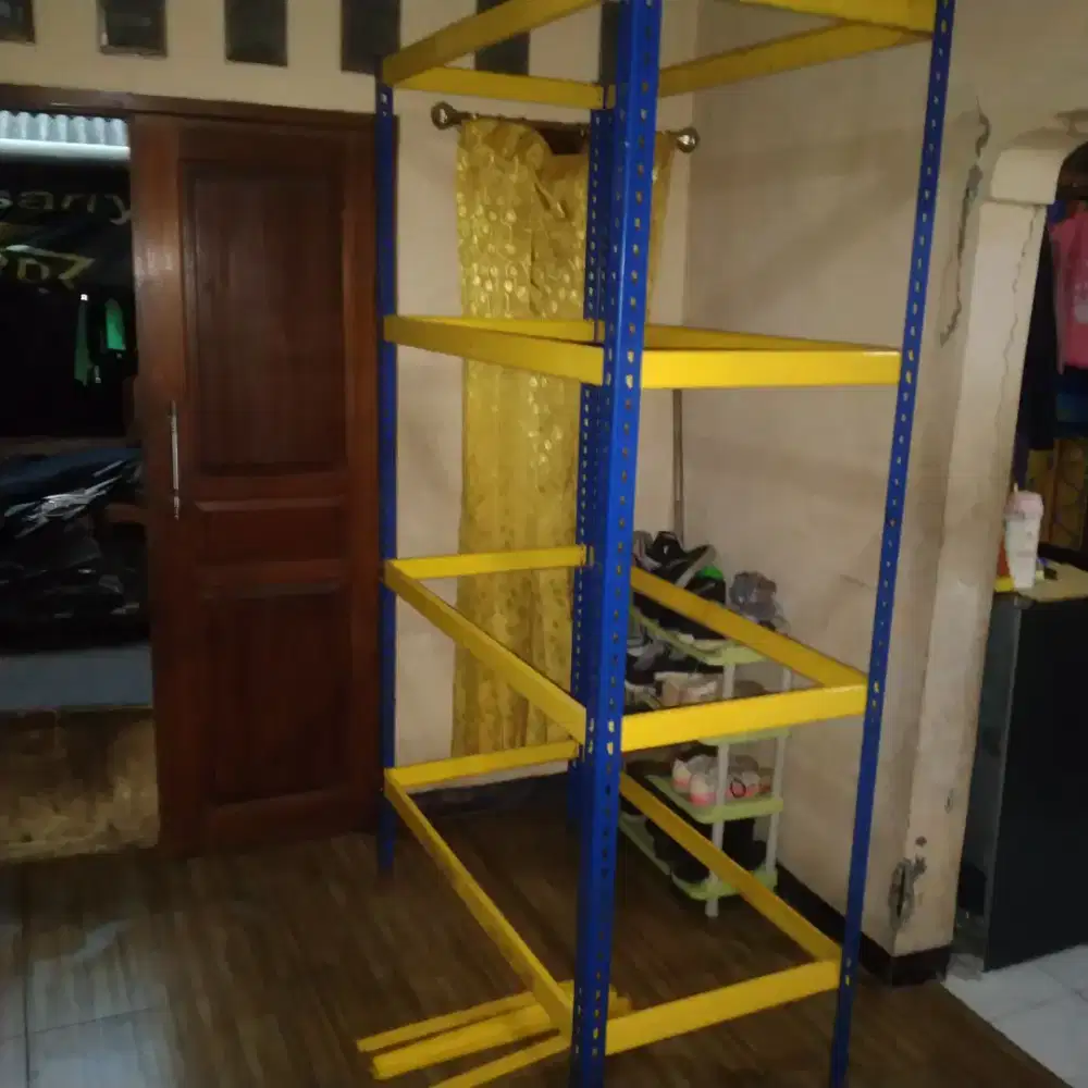 Di jual cepat rak besi