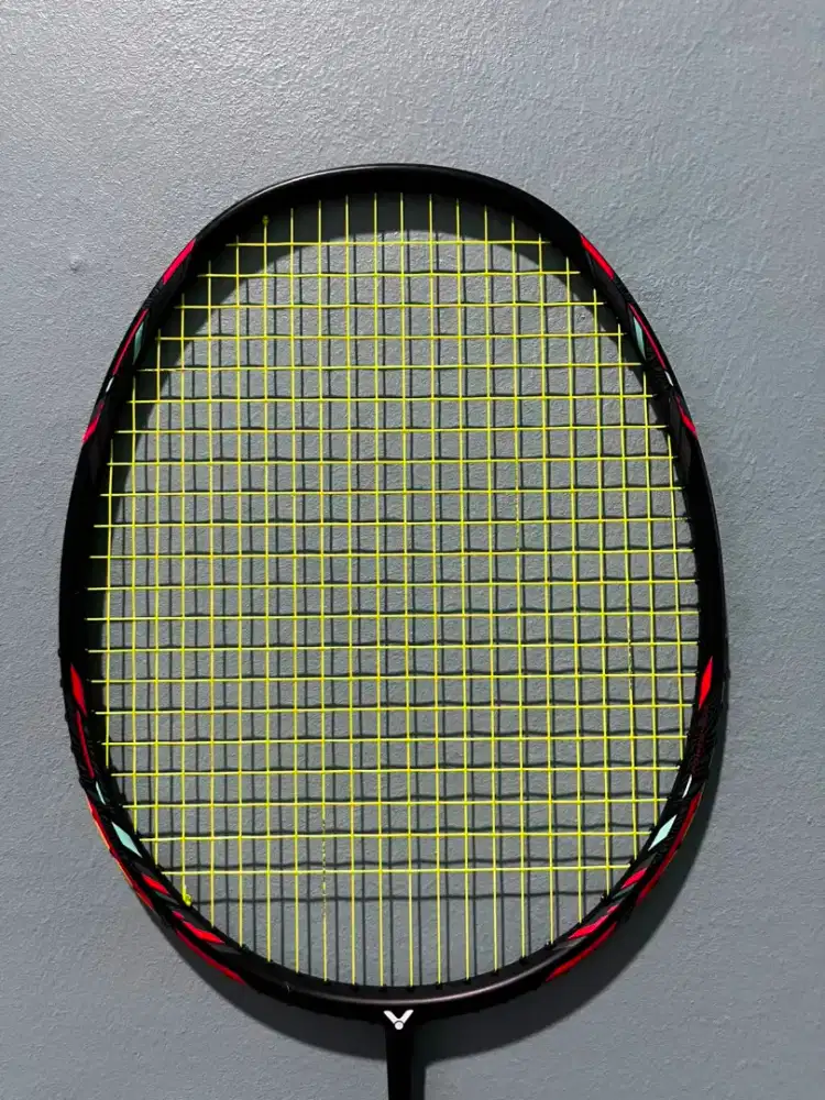 Raket Victor Challanger