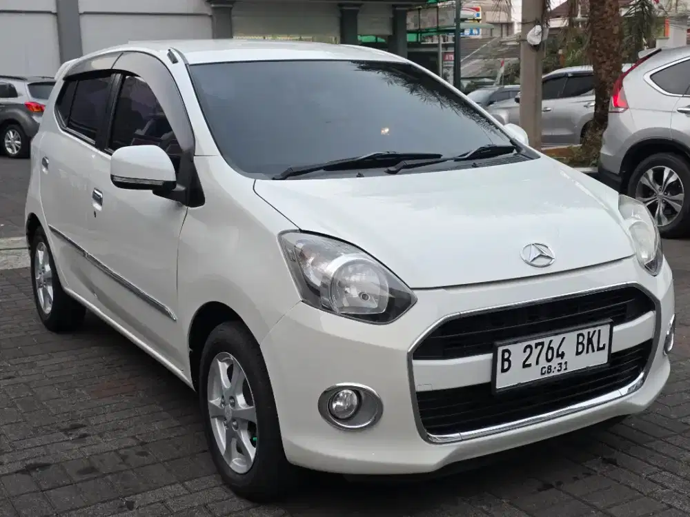 Daihatsu Ayla X manual 2016