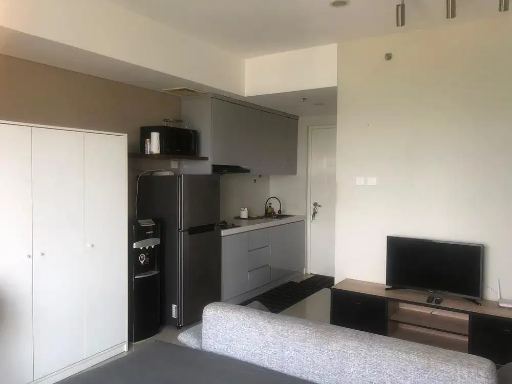 SEWA STUDIO FULLY FURNISHED THE BREEZE BINTARO LT.18 - 4,3jt Perbulan