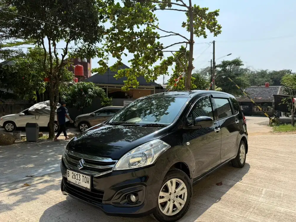 Suzuki Ertiga GL Manual 2017 hitam