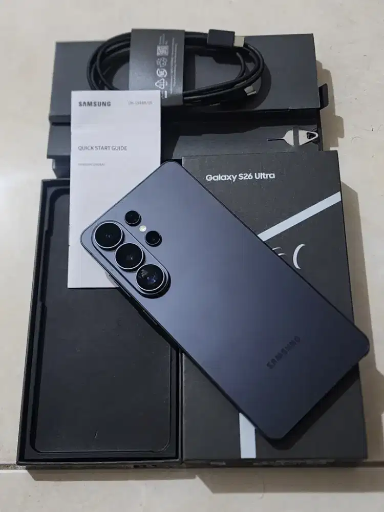 Samsung S26 Ultra 5G 12/512Gb, warna Hitam SEIN, kondisi 99,9% Mulus
