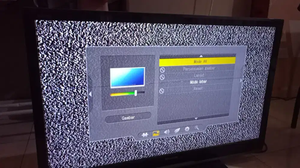 TV LCD SHARP AQUOS 32 inch