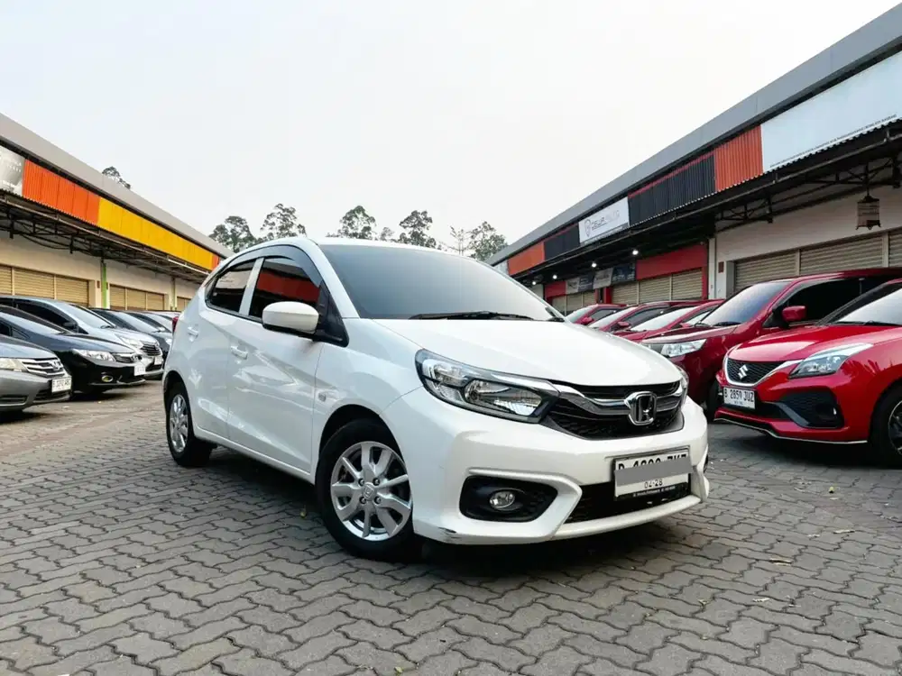 TDP 5 JT HONDA BRIO E CVT 2023 LOW KM 40 RB WHITE