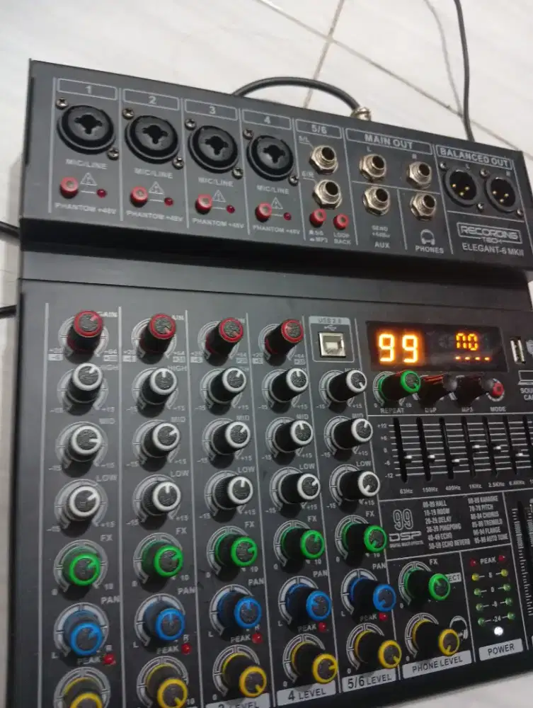 DIJUAL MIXER BARUSAN BELI BARU DIPAKAI BBRPA KALI SAJA 6 CHANNEL REC T
