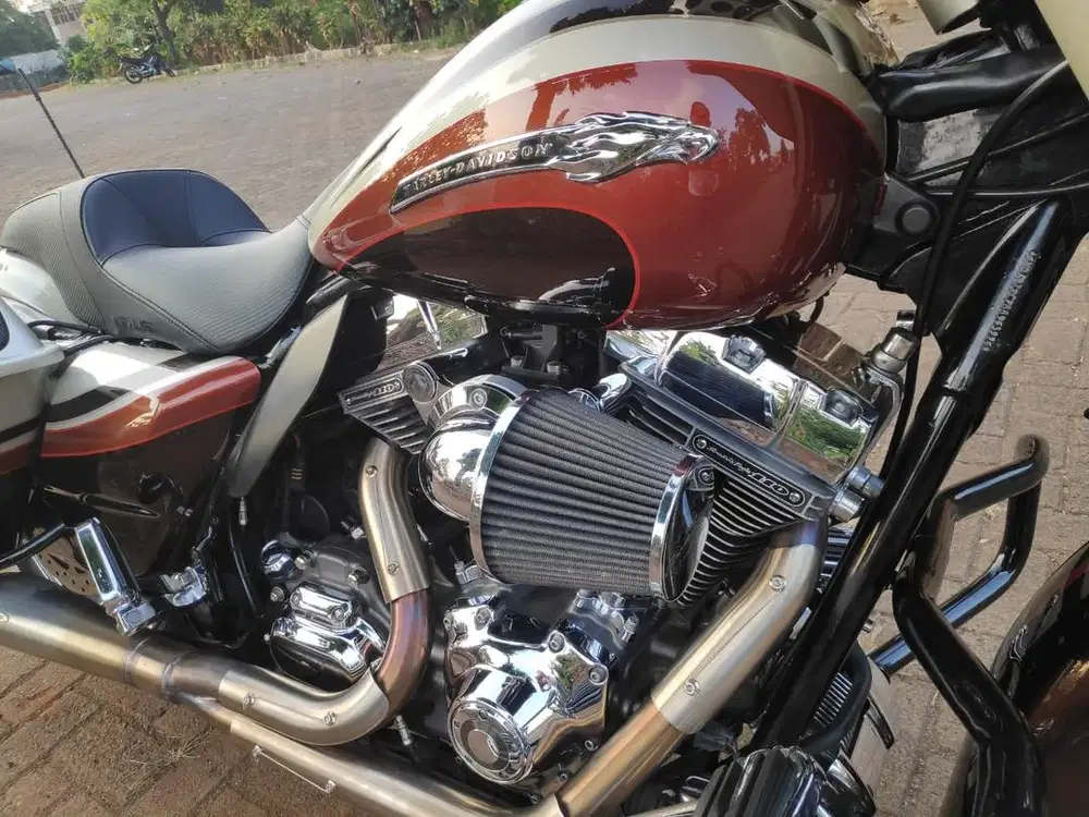 Harley davidson CVO warna limited