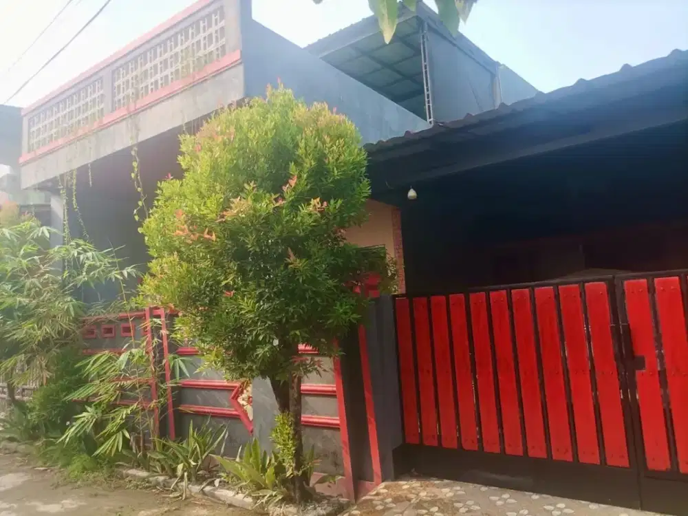 Dijual Cepat Rumah 2 Lantai di Mustika Grande, Bekasi