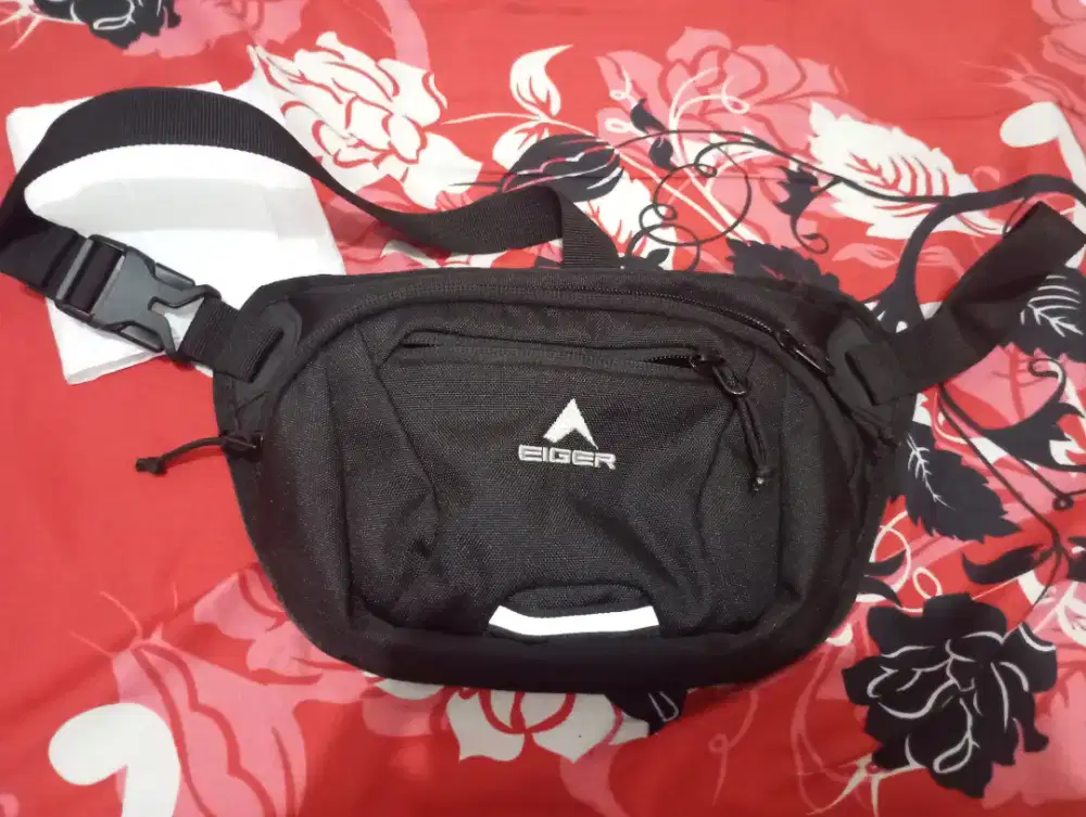Tas selempang Eiger original