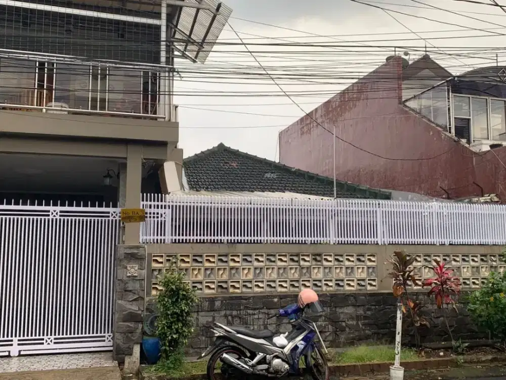 dijual rumah murah siap huni di dalam komplek turangga sangat strategis jarang ada wajib nego