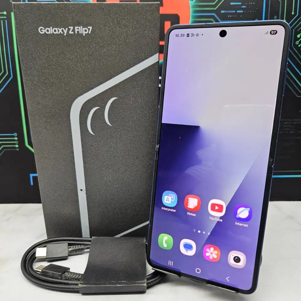 LIKE NEW Samsung Galaxy Z Flip 7 12/256GB Navy SEIN Resmi Fullset