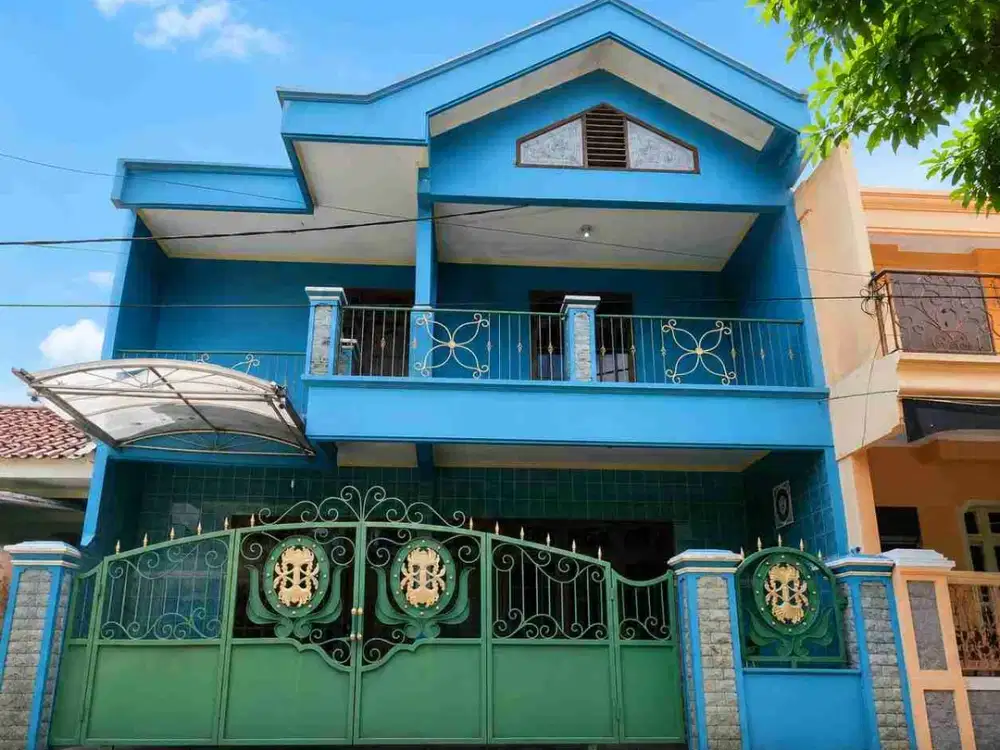 DIJUAL – Rumah 2 Lantai 3+1 KT Dekat Akses Tol Surabaya