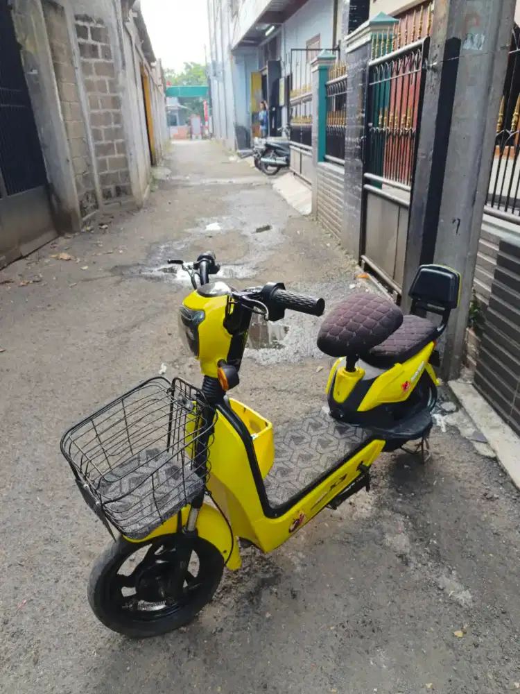 Sepeda listrik bekas