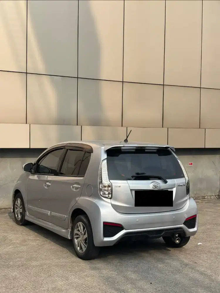 Daihatsu Sirion RS 2016 Manual
