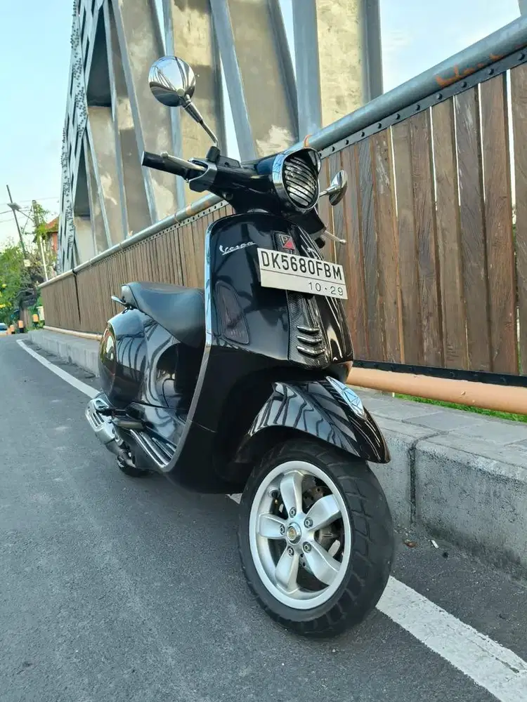 DIJUAL VESPA PRIMAVERA 150